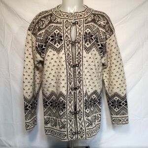 Nordic Fair Isle style wool cardigan, cream and gray,size M